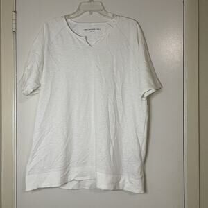 John Varvatos White split neck short sleeve henley size US XL